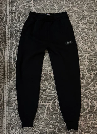 Pantalon Jogging McKenzie neuve, marke: McKenzie, zustand: Neu, größe: XS, 19,99 €, 21,69 € inklusive Vinted-Käuferschutz