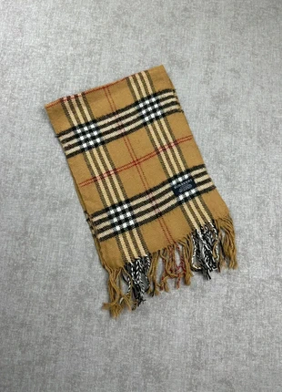 Foulard Burberry beige, brand: Burberry, condition: Very good, €55.00, €58.45 includes Buyer Protection Pro