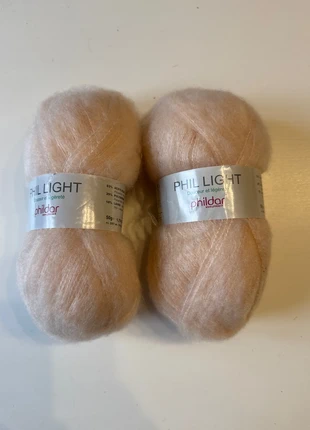 Lot de 2 pelotes Phil light, merk: Phildar, staat: Heel goed, € 4,00, € 4,90 inclusief Kopersbescherming