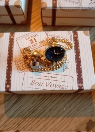 Broche avec la boîte, marca: luxe.fr, estado: Muito bom, €5.00, €5.95 inclui Proteção do Comprador Pro