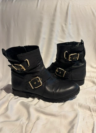 Leren bikerboots maat 37, marque: SPM, état: Très bon état, taille: 37, 10,00 €, 11,20 € Protection acheteurs incluse