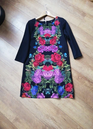 Robe fleurie H&M, merk: H&M, staat: Heel goed, maat: S / 36 / 8, € 4,00, € 4,90 inclusief Kopersbescherming