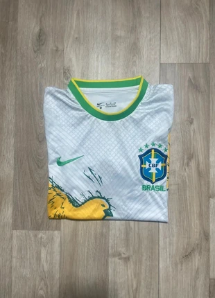 Maillot concept Brésil (Taille S), marque: Concept, état: Neuf sans étiquette, taille: S, 25,00 €, 26,95 € Protection acheteurs incluse