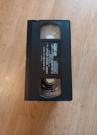 Coffret 4 vidéocassettes Tintin Edition Spéciale – Très bon état, état: Très bon état, 9,00 €, 10,15 € Protection acheteurs incluse