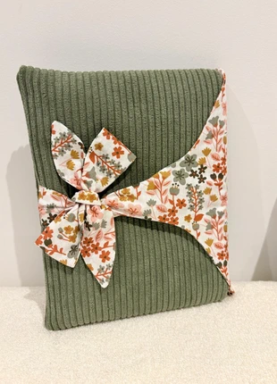 Pochette à livre fleurie Kaki, brand: creagiz, condition: New without tags, €15.00, €16.45 includes Buyer Protection Pro