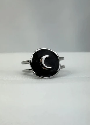 Bague Lune Noire Émail Argenté Style Géométrique Ajustable, marque: CHROME, état: Très bon état, taille: Ajustable, 12,00 €, 13,30 € Protection acheteurs (Pro) incluse
