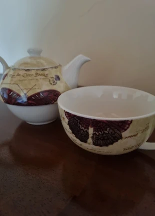 Teiera con tazza, merk: herbier, staat: Als nieuw, € 16,00, € 17,50 inclusief Kopersbescherming