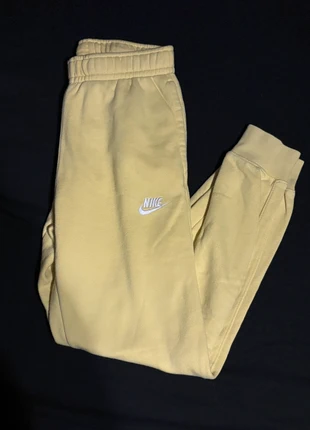 🖤 Jogging Nike – Taille XS – Bon état, brand: Nike, condition: Good, size: XS, €15.00, €16.45 includes Buyer Protection