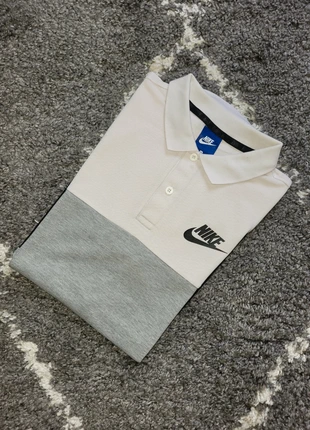 Polo Nike blanc, gris et noir | Sportwear moderne | Taille M Homme, brand: Nike, condition: Very good, size: M, €20.00, €21.70 includes Buyer Protection