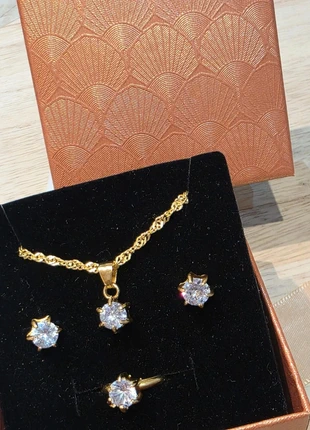 Conjunto hautan, marque: Hautan, état: Très bon état, 10,00 €, 11,20 € Protection acheteurs incluse