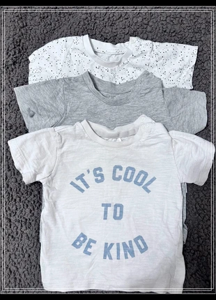 T-shirt bundle 6-9, marque: Bundle, état: Très bon état, taille: 6-9 mois / 68 cm, 3,00 €, 3,85 € Protection acheteurs incluse