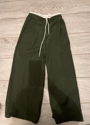 pantalon taille kaki, marque: sans marque, état: Très bon état, taille: S / 36 / 8, 10,00 €, 11,20 € Protection acheteurs incluse