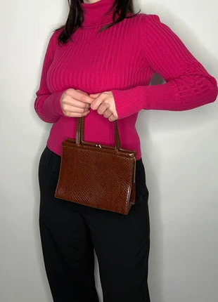 1990s faux leather brown snakeskin dark academia bohemian whimsigoth retro clasp handbag, merk: Vintage, staat: Heel goed, € 12,50, € 13,83 inclusief Kopersbescherming Pro