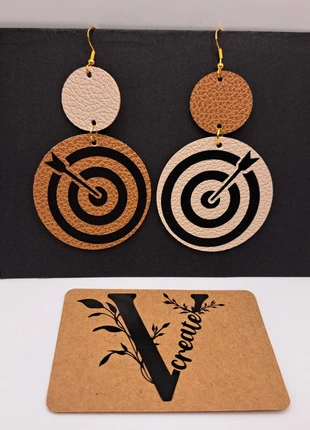 Boucles d'oreilles asymétriques cibles, marque: Fait Main, état: Neuf sans étiquette, 6,50 €, 7,53 € Protection acheteurs incluse