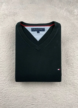 Pull Col V - Tommy Hilfiger - Couleur Noir logo brodé - Taille L Homme, brand: Tommy Hilfiger, condition: Very good, size: L, €29.90, €32.10 includes Buyer Protection Pro