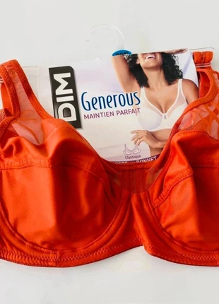 Soutien gorge Dim Generous Taille 90B Neuf, brand: DIM, condizioni: Nuovo con cartellino, taglia: 75B | IT 2B, €14.99, €16.44 include la Protezione acquisti Pro
