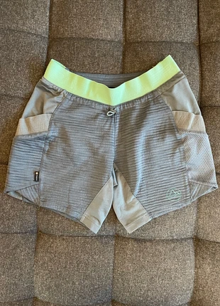 Pantaloncini La Sportiva, brand: La Sportiva, condizioni: Ottime, taglia: XS / IT 38 / EU 34, €25.00, €26.95 include la Protezione acquisti