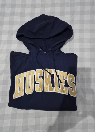 Sudadera Champion Huskies azul marino con capucha - Talla S- Muy buen estado (unisex), marca: Champion, estado: Nuevo sin etiquetas, tamaño: S, 4,99 €, 5,24 € Protección al comprador incluida