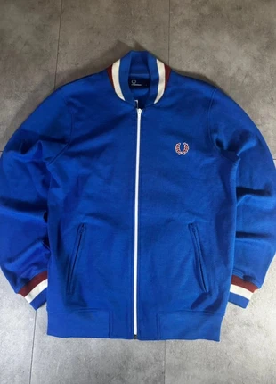 Veste gilet Fred Perry bleu blanc rouge homme / taille S homme / y2k / très bon état / gilet, marke: Fred Perry, zustand: Sehr gut, größe: S, 45,00 €, 47,95 € inklusive Vinted-Käuferschutz