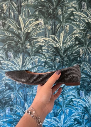 Dark Silver Metallic Pointed Toe Flats Ballerinas, merk: Georgia, staat: Heel goed, maat: 38, € 10,00, € 11,20 inclusief Kopersbescherming