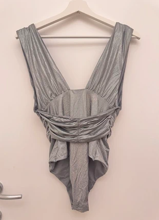 Grey Sparkly Body, brand: Tenezis, condizioni: Ottime, taglia: S / IT 40 / EU 36, €8.00, €9.10 include la Protezione acquisti