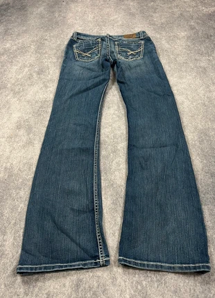 Vintage Y2K Flared Jeans Miss Me | Rock Revival Style Bootcut Flared Damen low waist, marque: Vintage Dressing, état: Très bon état, taille: S / 36 / 8, 34,99 €, 37,44 € Protection acheteurs incluse