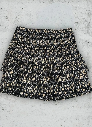 Jupe Promod noire à fleurs taille 36, merk: Promod, staat: Heel goed, maat: S / 36 / 8, € 4,00, € 4,90 inclusief Kopersbescherming Pro