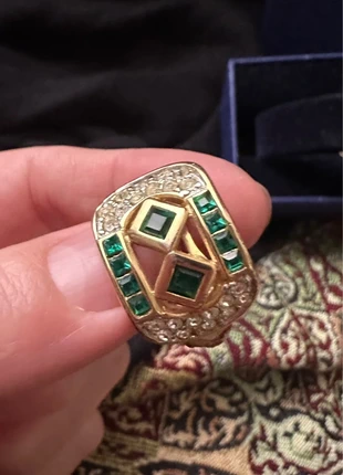 Vintage clip oorbellen ‘ 80 jaar, brand: Vintage Love, condition: Very good, €14.00, €15.40 includes Buyer Protection