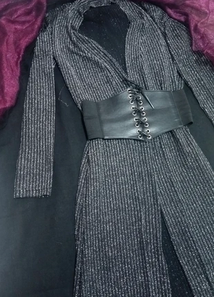 Giacca/coprispalle lungo nero e argentato lamé, brand: Pinkline, condizioni: Nuovo senza cartellino, taglia: M / IT 42 / EU 38, €4.00, €4.90 include la Protezione acquisti