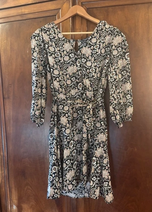 Robe bonobo 🌸, marque: Bonobo, état: Neuf sans étiquette, taille: L / 40 / 12, 17,00 €, 18,55 € Protection acheteurs incluse