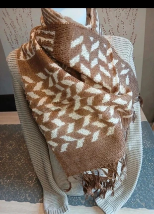 Écharpe femme en mohair, soie et laine, merk: sans marque, staat: Nieuw zonder prijskaartje, € 5,00, € 5,95 inclusief Kopersbescherming Pro