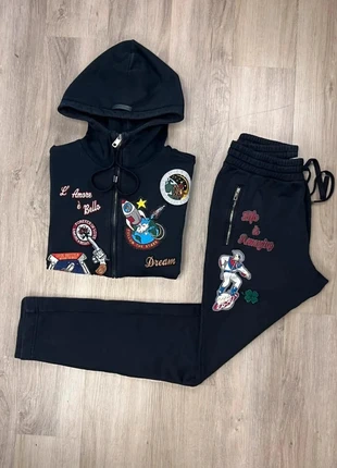 Dolce & Gabbana | Ensemble - Pull à capuche - Full zip - Jogging - Broderies | Noir | Taille S, brand: Dolce & Gabbana, condizioni: Ottime, taglia: S / IT 40 / EU 36, €385.00, €404.95 include la Protezione acquisti