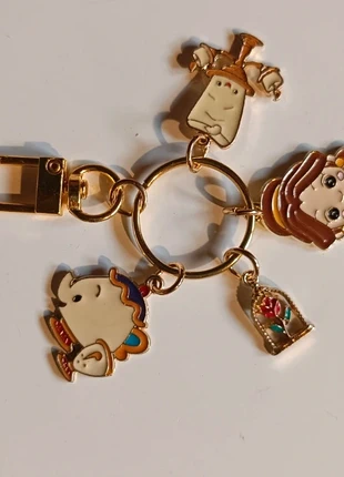 Porte clés Le Belle Et La Bête, marque: Disney, état: Neuf sans étiquette, 3,00 €, 3,85 € Protection acheteurs incluse