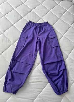 Pantalones jogger Shein niña, marca: Shein, estado: Novo sem etiquetas, tamanho: 12 anos / 152 cm, €5.00, €5.95 inclui Proteção do Comprador