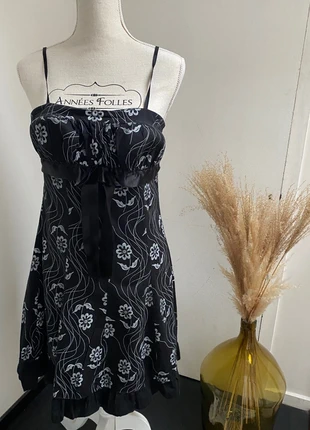 Robe Y2K noire motif floral style coquette fabriquée en France, marque: sans, état: Très bon état, taille: S / 36 / 8, 16,00 €, 17,50 € Protection acheteurs (Pro) incluse