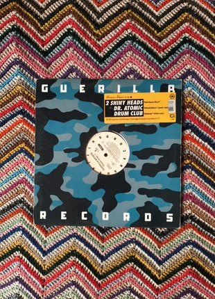Guerilla Artists Singles 93 No. 1, estado: Muito bom, €12.00, €13.30 inclui Proteção do Comprador