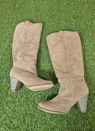 Bottes hautes camel à talons Knowman – Taille 40, marca: knowman, estado: Bom, tamanho: 40, €15.00, €16.45 inclui Proteção do Comprador Pro