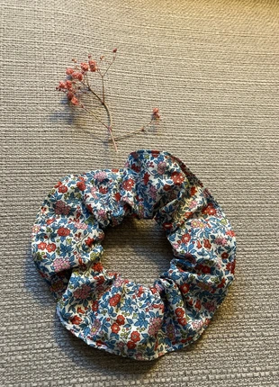 Chouchou liberty, marque: liberty, état: Neuf sans étiquette, 5,00 €, 5,95 € Protection acheteurs incluse