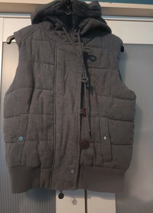 Chaleco acolchado gris Sweet Miss Y2K, merk: Sweet Miss, staat: Veelgebruikt, maat: L / 40 / 12, € 8,00, € 9,10 inclusief Kopersbescherming