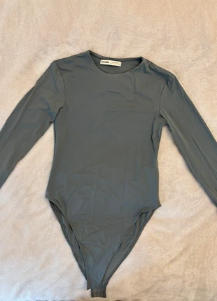 Body Pull&Bear, marque: Pull & Bear, état: Satisfaisant, taille: M / 38 / 10, 4,00 €, 4,90 € Protection acheteurs incluse