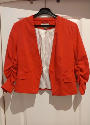 🌸 Veste blazer courte manches ¾ froncées H&M rouge taille EUR 42 en polyester viscose et elasthanne, brand: H&M, condition: Very good, size: XL / 42 / 14, €7.00, €8.05 includes Buyer Protection