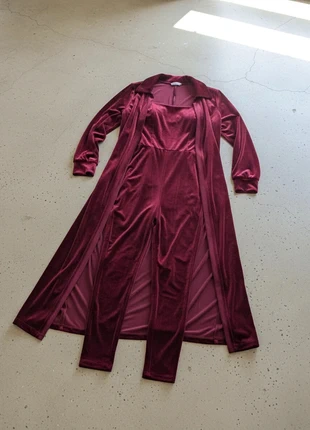 Ensemble velours bordeaux – fluide, élégant, chic, longue coupe, soirée, brand: Marque fictive, condition: Very good, size: M / 38 / 10, €89.90, €95.10 includes Buyer Protection Pro