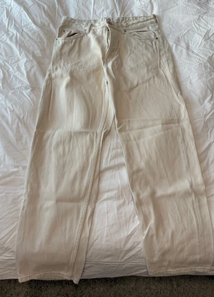 Bershka Jeans, marca: Bershka, estado: Satisfatório, tamanho: M, €2.50, €3.33 inclui Proteção do Comprador