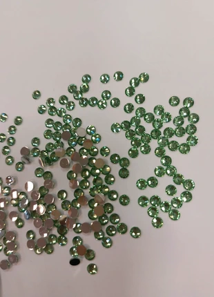 Strass SS16, marque: Strass, état: Comme neuf, 2,00 €, 2,80 € Protection acheteurs incluse