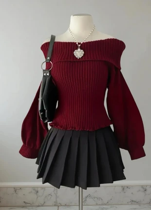 Pull bordeaux épaules dénudées style y2k taille M, marque: Pull bordeaux épaules dénudées style y2k taille M, état: Très bon état, taille: M / 38 / 10, 35,00 €, 37,45 € Protection acheteurs (Pro) incluse