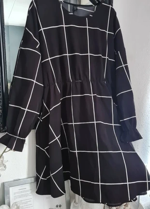 Mooie tuniek plussize, merk: Shein, staat: Heel goed, maat: XXXL / 46 / 18, € 4,00, € 4,90 inclusief Kopersbescherming