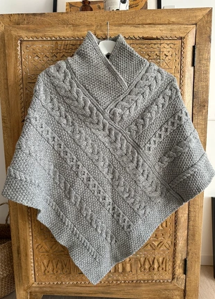Poncho laine 100% mérinos, marque: Aran Crafts, état: Neuf sans étiquette, taille: S / 36 / 8, 50,00 €, 53,20 € Protection acheteurs incluse