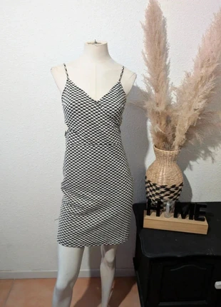 Robe H&M, marca: H&M, estado: Muito bom, tamanho: S / 36 / 8, €15.00, €16.45 inclui Proteção do Comprador Pro