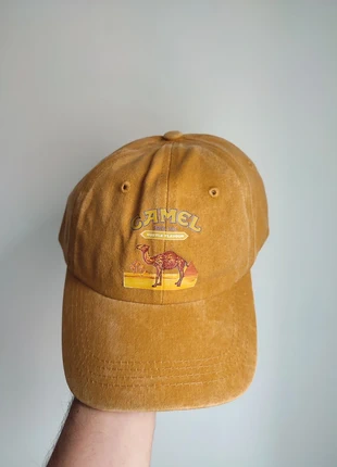 Cappello CAMEL giallo, brand: Vintage Dressing, condizioni: Nuovo senza cartellino, taglia: Taglia unica, €7.50, €8.58 include la Protezione acquisti