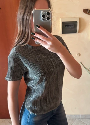 Maglietta chic elegante argento taglia XS 🩶, brand: Tally Weijl, condizioni: Ottime, taglia: XS / IT 38 / EU 34, €3.00, €3.85 include la Protezione acquisti